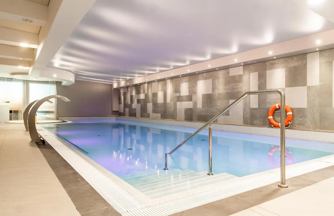 Hotel & Spa Trzy Wyspy-1